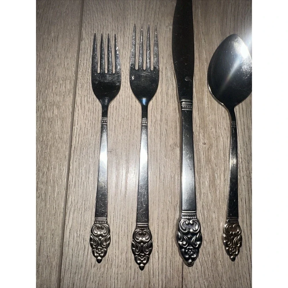 5 Pc Oneida Community NORDIC CROWN Deluxe Satin‎ Place Setting Stainless